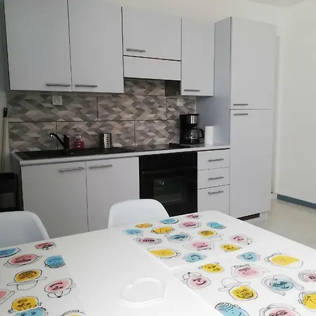 Les Lierres Lejlighed *